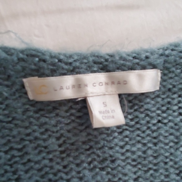 Lauren Conrad sweater - Picture 4 of 4